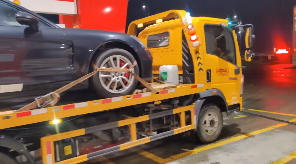 塘沽行车途中遇到突发状况该如何呼叫道路救援？